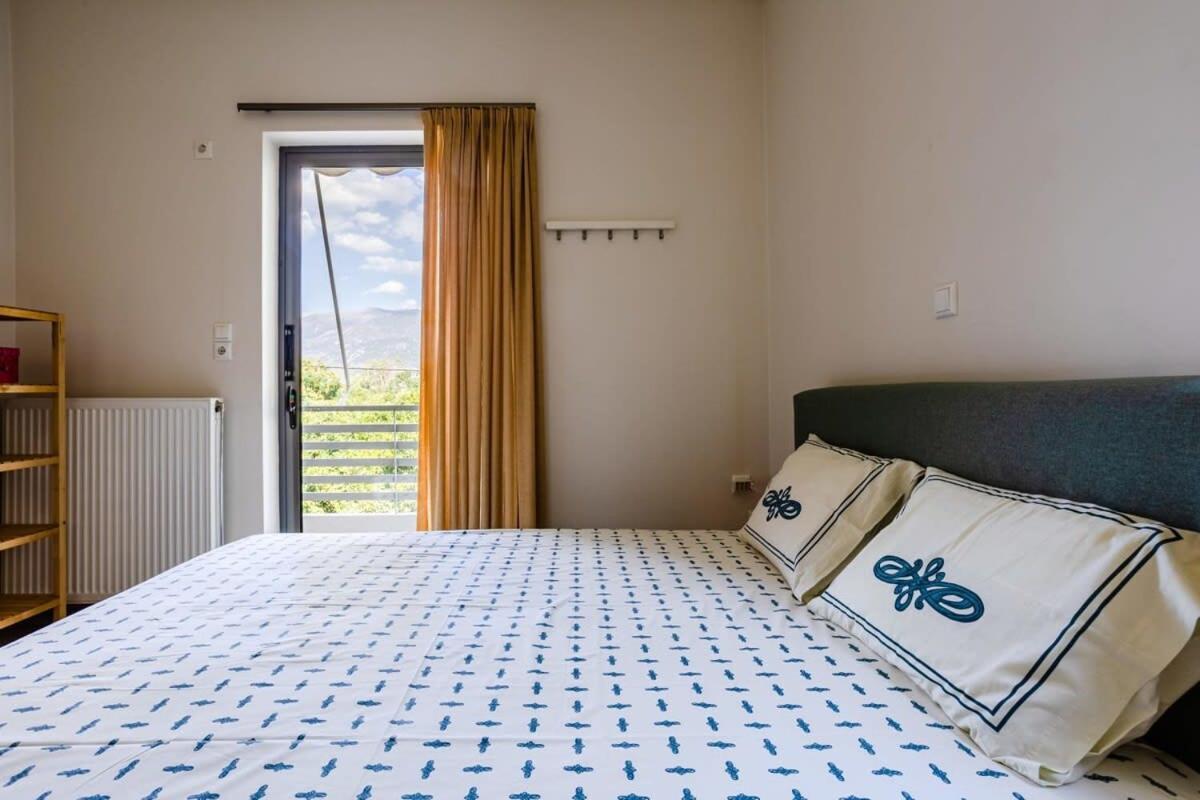 Kalamata'S Spacious Getaway-Taygetos Amazing View Ngoại thất bức ảnh